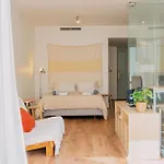 Cozy Lovely Studio's In شقة *