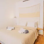 Cozy Lovely Studio's In