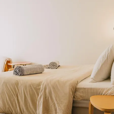 Cozy Lovely Studio's In