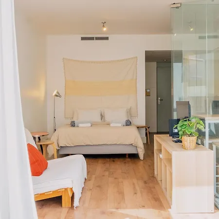 Cozy Lovely Studio's In Apartment *