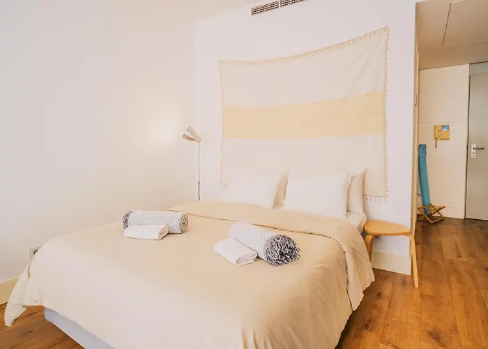 Cozy Lovely Studio's In